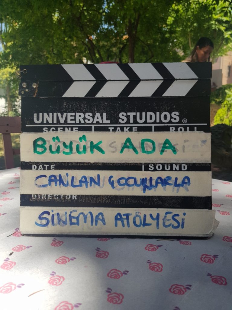 ÇOCUKLAR FİLM ÇEVİRİYOR