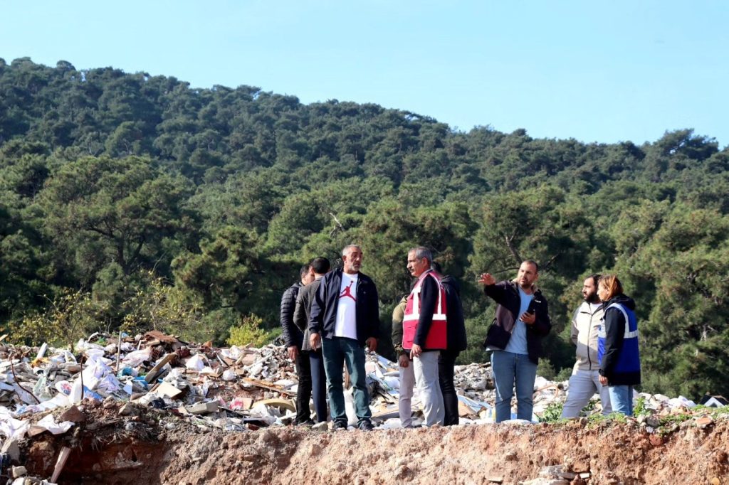 1 Kaba Atıklar Ana Karaya Taşındı