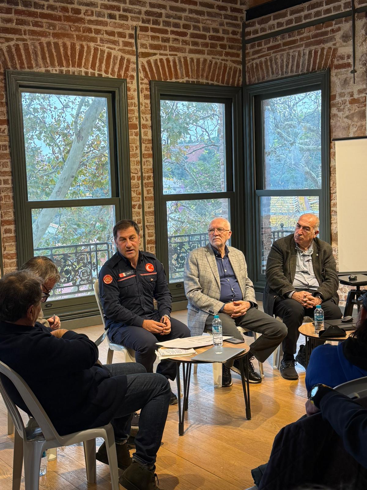 WhatsApp Image 2025-11-19 at 16.17.40 WhatsApp Image 2025-11-19 at 16.17.40