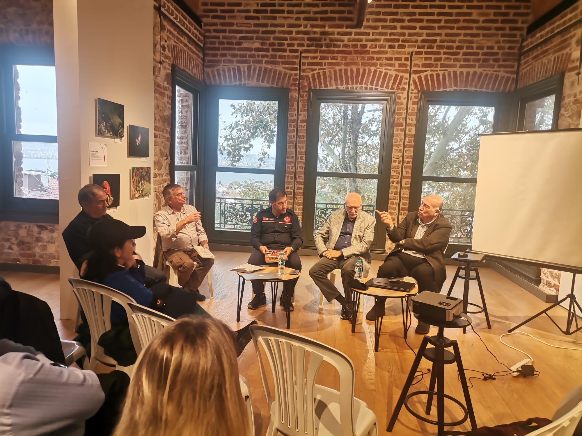 WhatsApp Image 2025-11-19 at 16.18.31 WhatsApp Image 2025-11-19 at 16.18.31