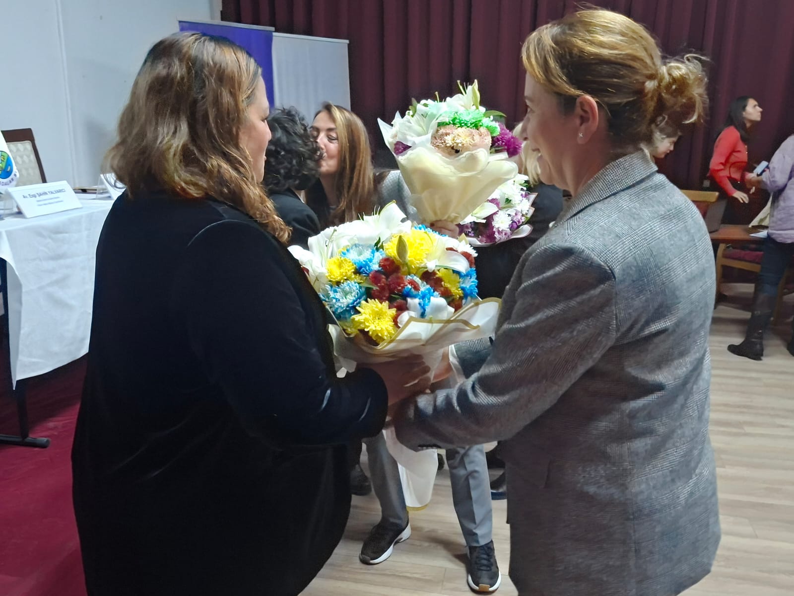 WhatsApp Image 2025-11-20 at 19.41.59 WhatsApp Image 2025-11-20 at 19.41.59