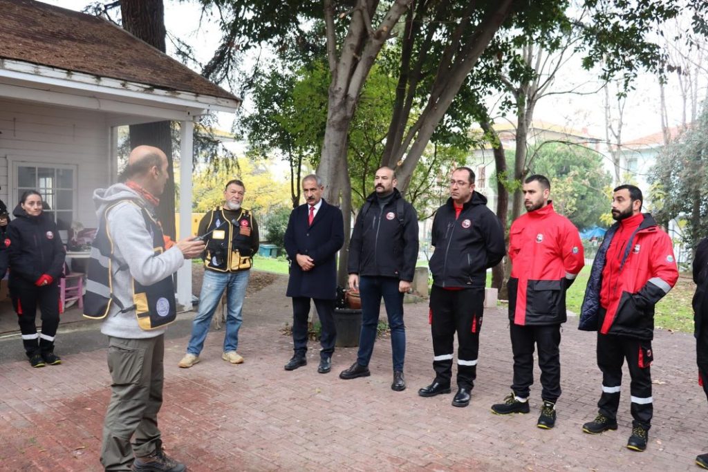 Telsiz Haberleşme Eğitimlerine Başladık
