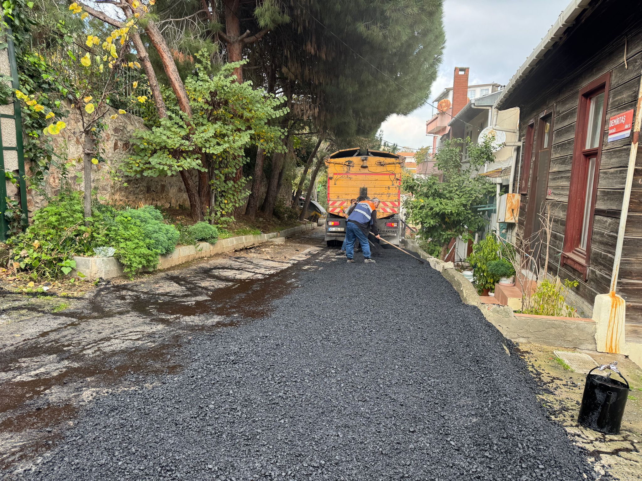 WhatsApp Image 2025-12-12 at 13.34.54 WhatsApp Image 2025-12-12 at 13.34.54