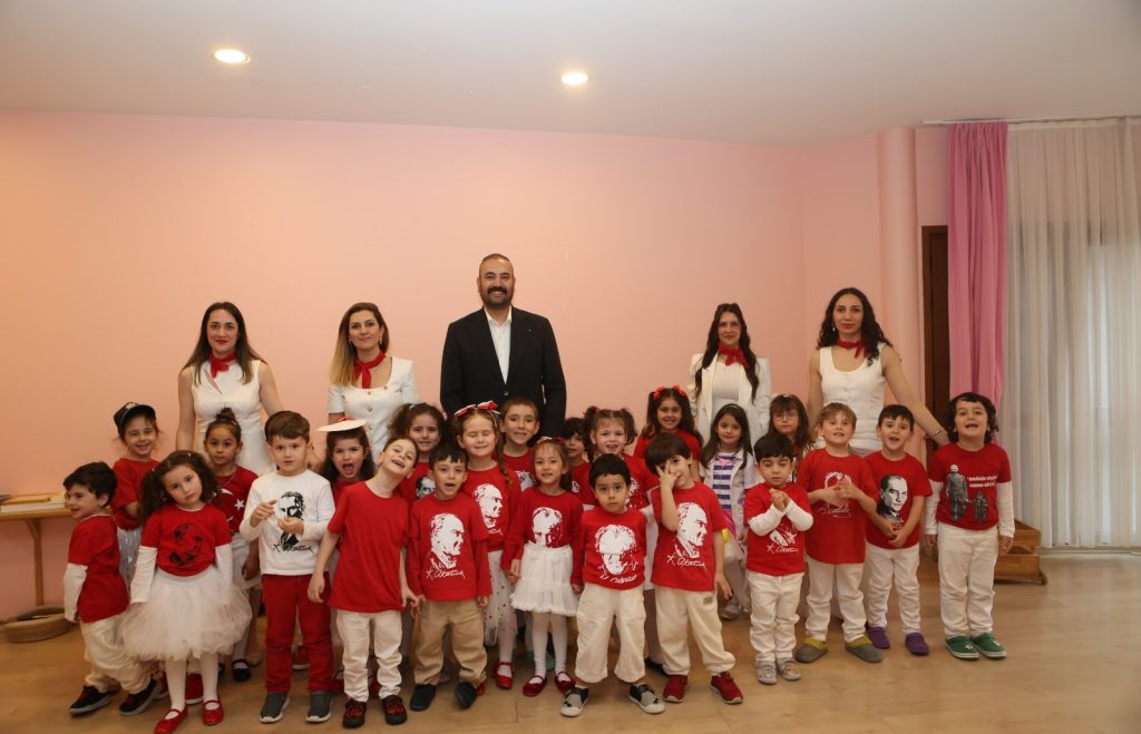 Miniklerimizle 23 Nisan Kutlaması