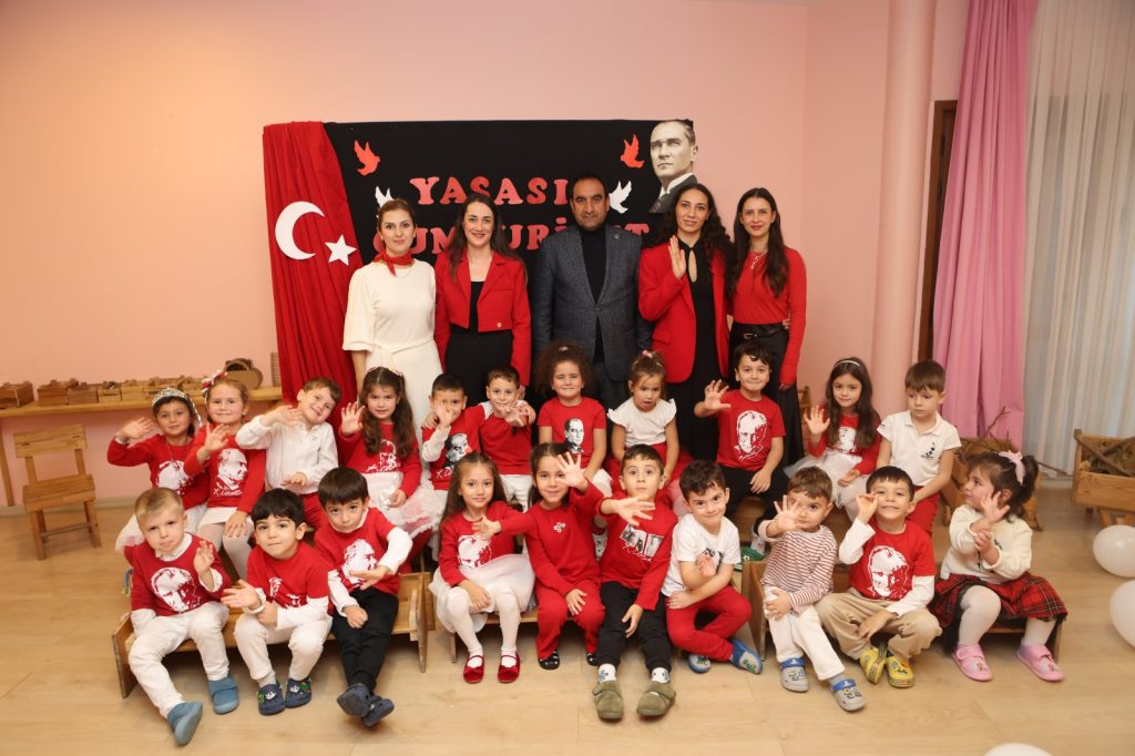 Miniklerimiz Cumhuriyet Bayramımızı Coşkuyla Kutladı!